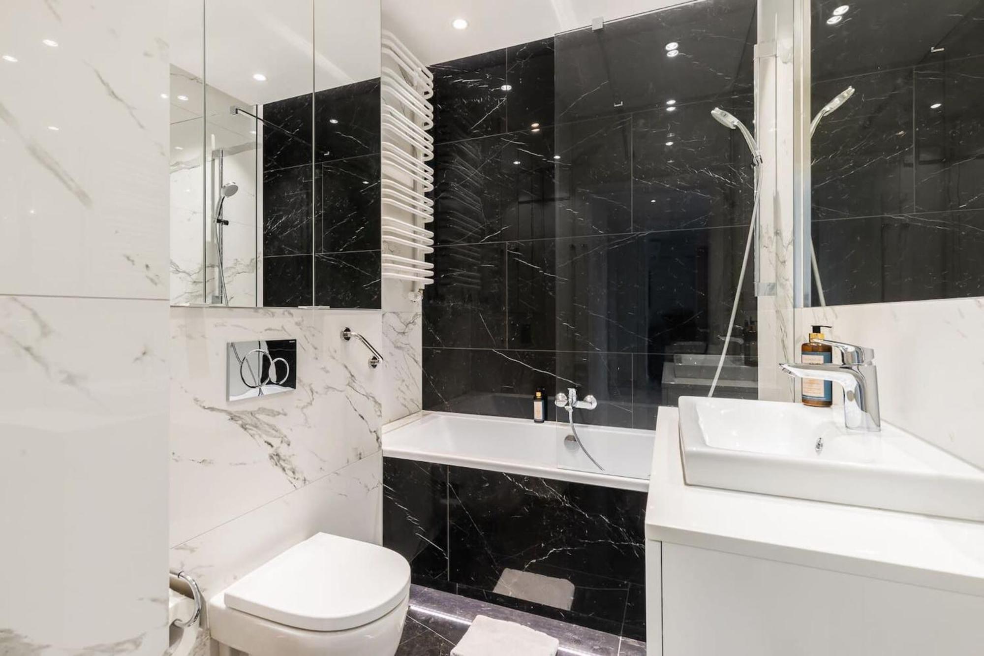 Karolkowa 28 - Prestigious With Balcony By Renters Prestige Appartement Warschau