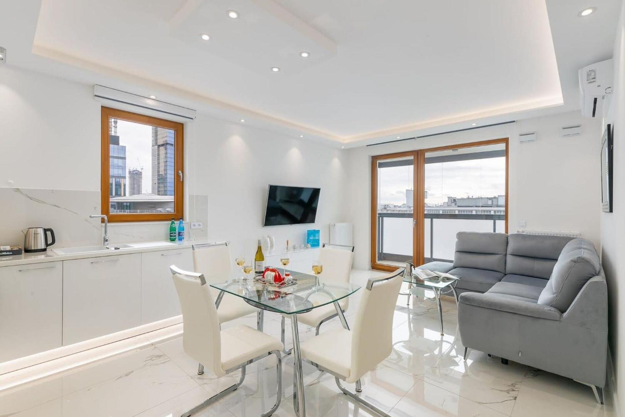 Karolkowa 28 - Prestigious With Balcony By Renters Prestige Appartement Warschau